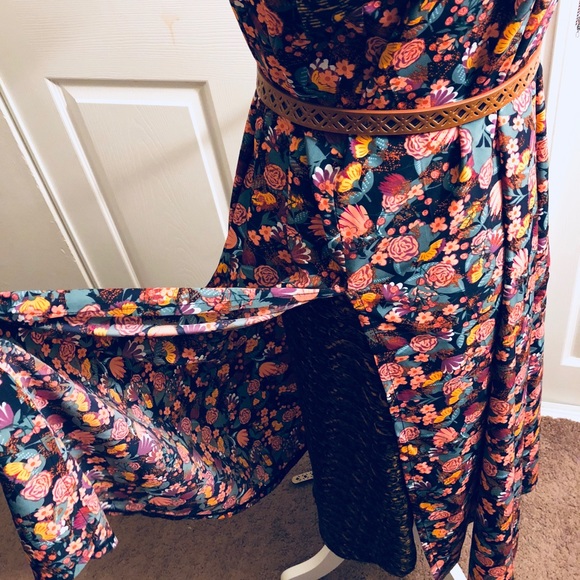 NWT BOHO Duster Floral LulaRoe Med Cardigan - Picture 5 of 8